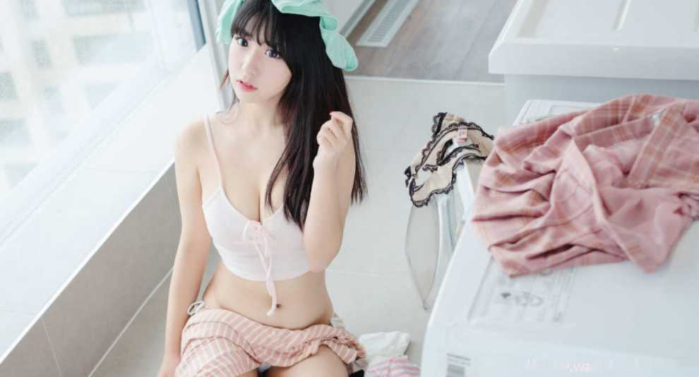 探索绅士游戏的极致魅力——熊猫TV主播猫九酱的巨乳COS合集【2.5G】-中文绅士游戏下载,黄游,色情啊手机游戏,绅士漫画,里番