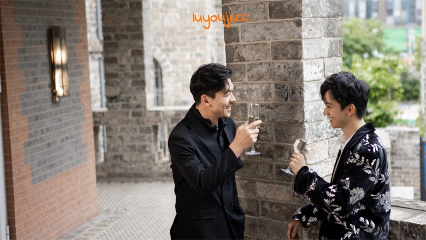 光影人生/Lights And Shadow(V1.4.5b+集成全DLCs+Build.18034769升级档+中文语音)