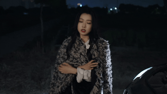 在美丽的囚笼中追逐梦想【对不起！我把美女包围了！ STEAM官方中文语音版 真人影视互动游戏】